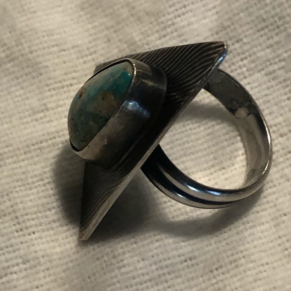 Silver ring - Picture 3 of 3